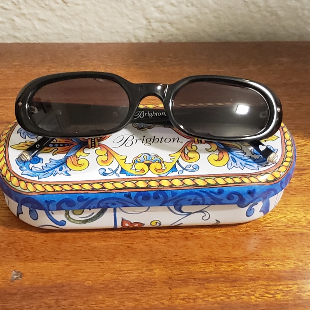 Brighton Primrose Path Sunglasses with Case